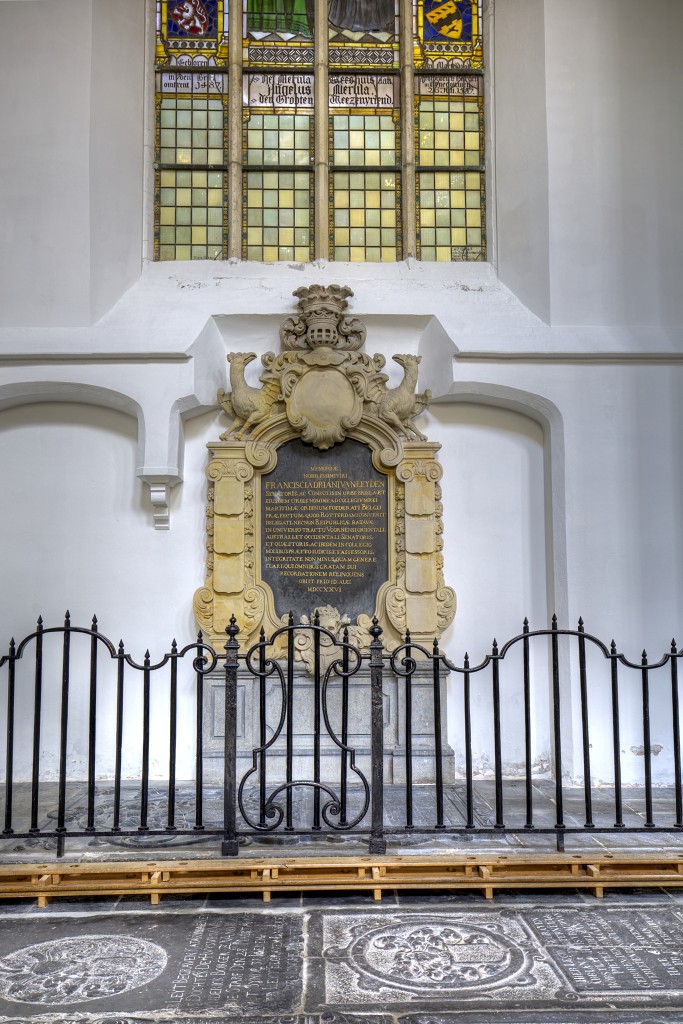 HDR Basiliek Basilica basilique Sint-Catharijnekerk Sint Catharijnekerk kerk eglise church kerkfotografie den briel brielle religie religion gotiek bezienswaardigheden